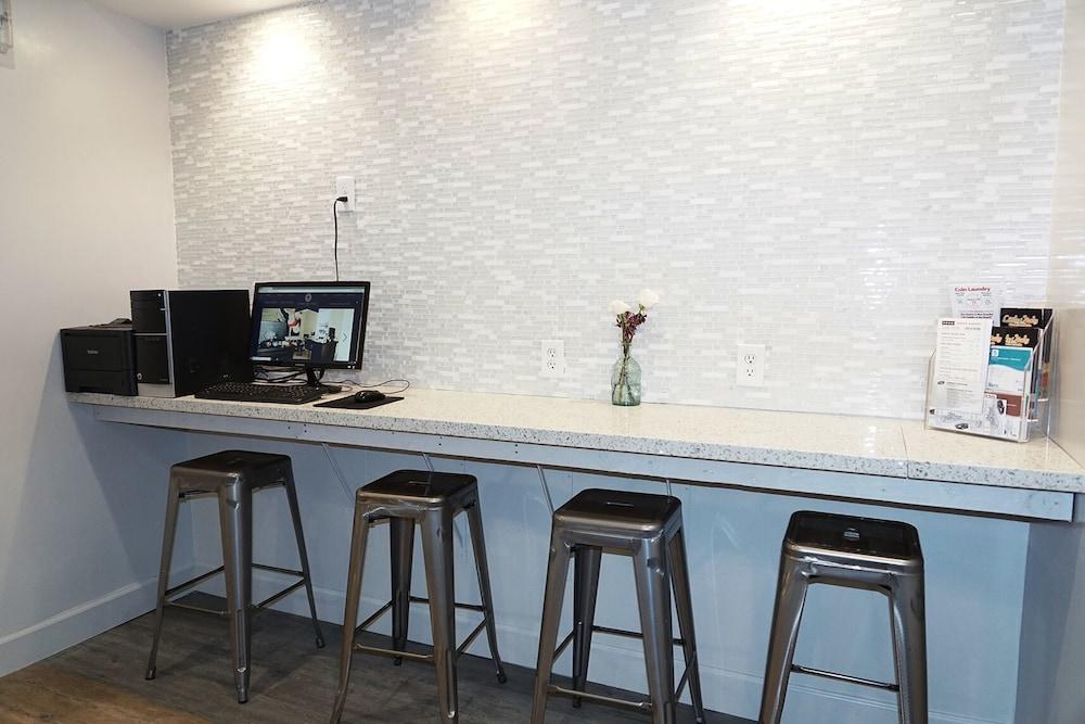 Urban Boutique Hotel- Little Italy, Downtown Сан Диего Екстериор снимка
