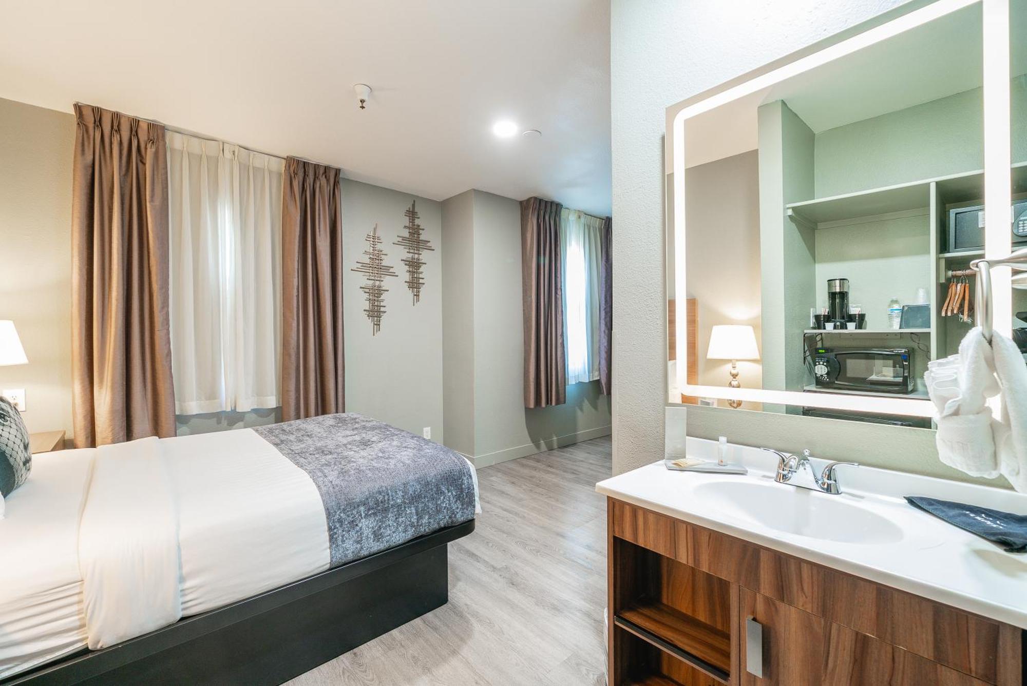 Urban Boutique Hotel- Little Italy, Downtown Сан Диего Екстериор снимка