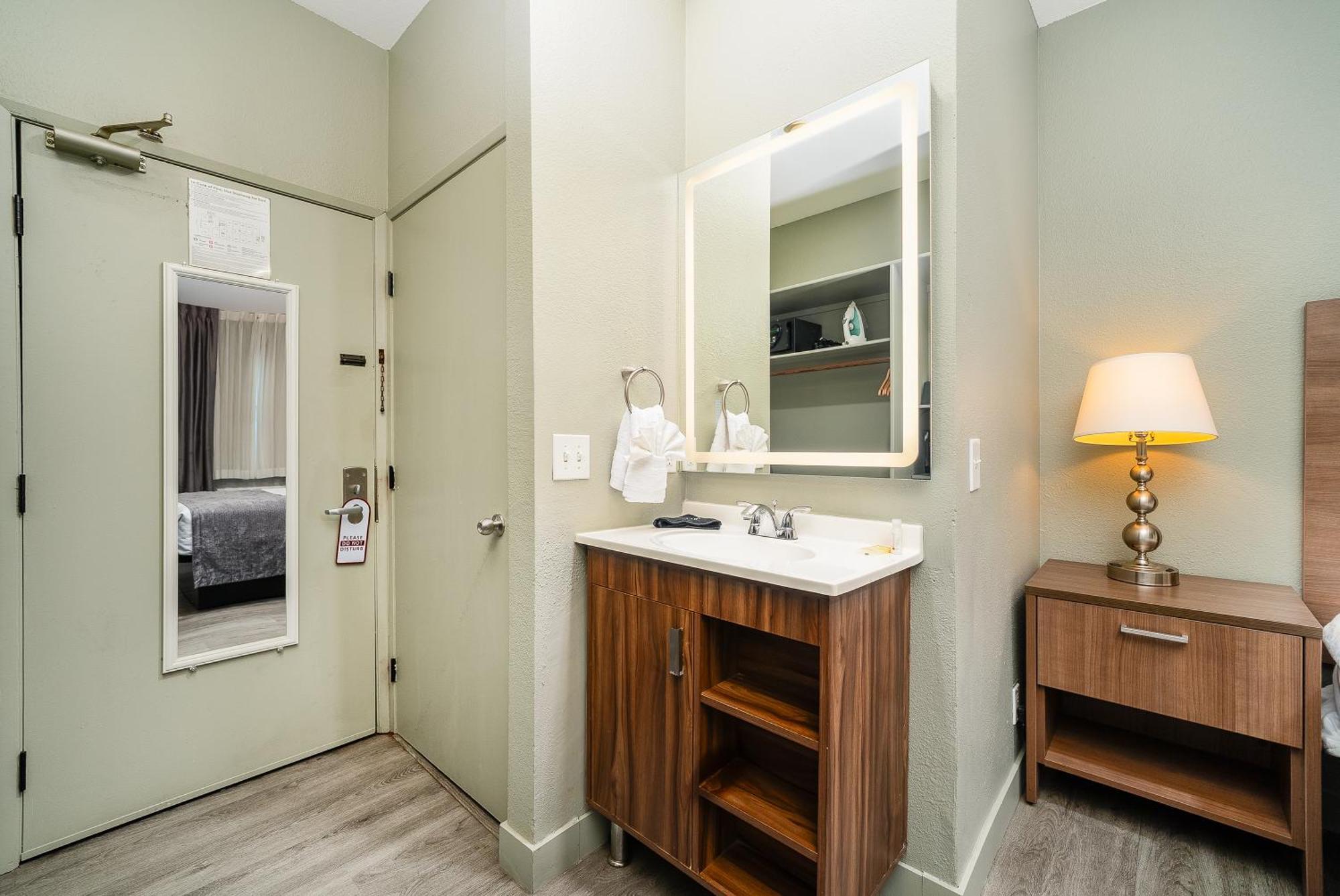 Urban Boutique Hotel- Little Italy, Downtown Сан Диего Екстериор снимка