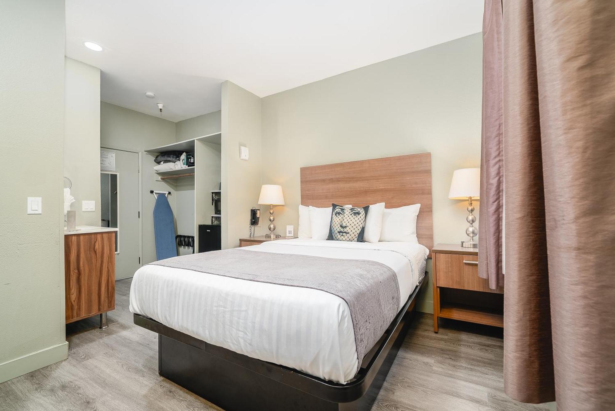 Urban Boutique Hotel- Little Italy, Downtown Сан Диего Екстериор снимка